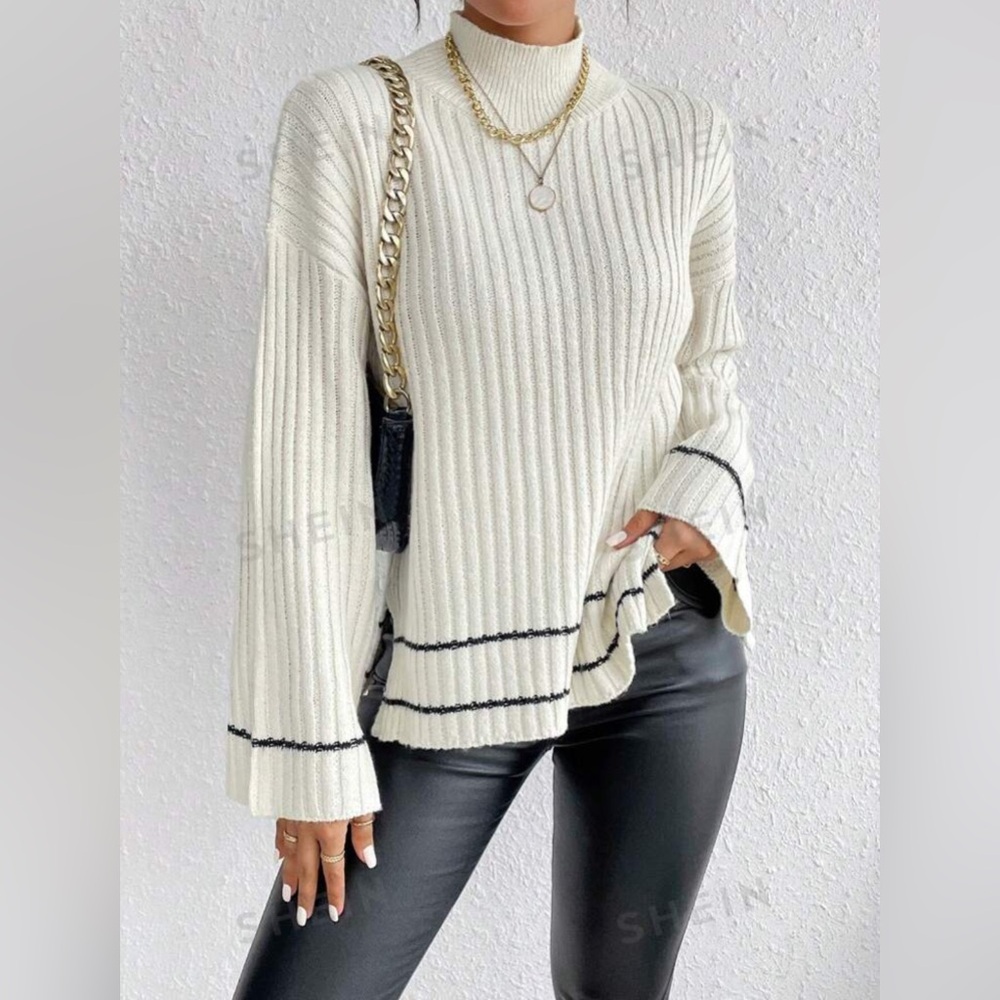 NWOT, SHEIN turtle neck sweater.